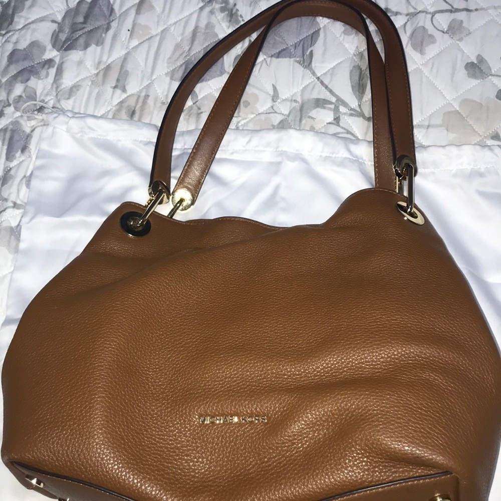 Micheal Kors shoulder bag